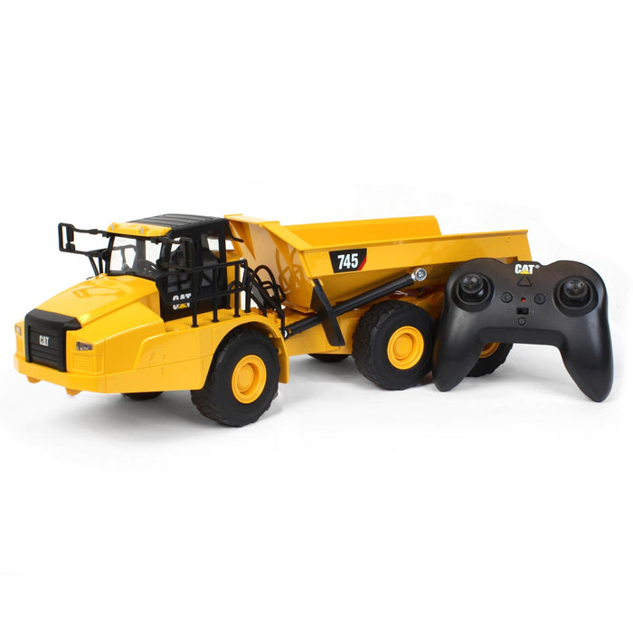 1/24 Radio Control Caterpillar 745 Articulated Truck, Made of Durable Plastic