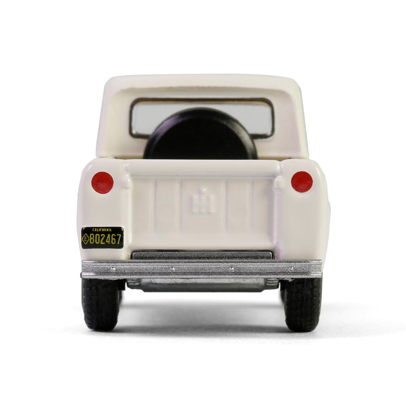 1/64 1964 Harvester Scout Half Cab, California Highway Patrol, Hot Pursuit Series 46