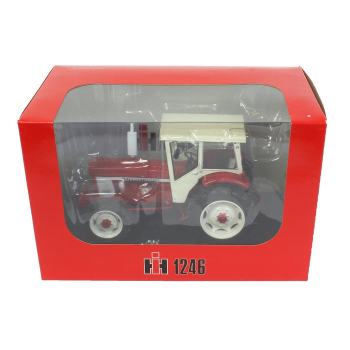 1/32 High Detail International Harvester 1246 Wide with MFD Front