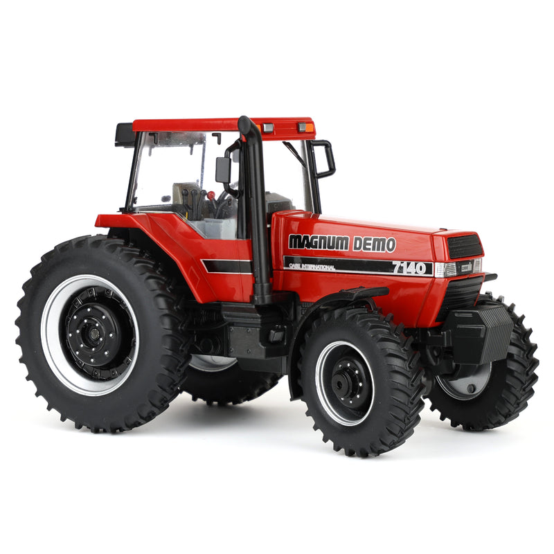 Magnum Demo ~ 1/32 Case IH Magnum 7140 Tractor, Limited Edition by Britains