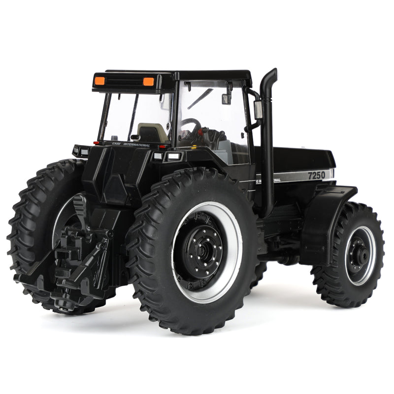 Black Chase Unit ~ 1/32 Case IH Magnum 7250 Tractor, Limited Edition by Britains