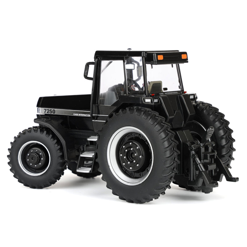 Black Chase Unit ~ 1/32 Case IH Magnum 7250 Tractor, Limited Edition by Britains