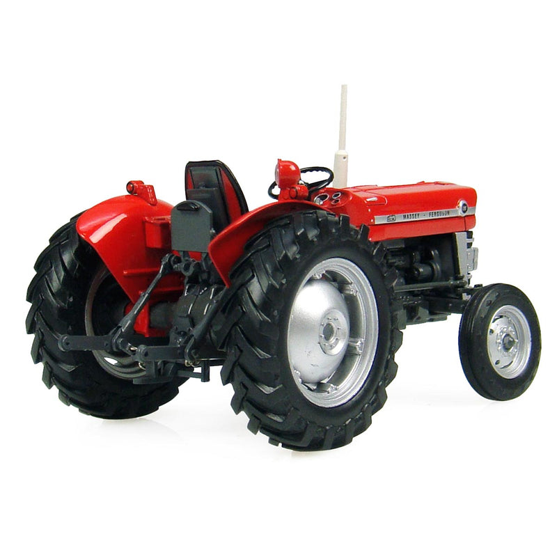 1/32 High Detail Massey Ferguson 135 by Universal Hobbies
