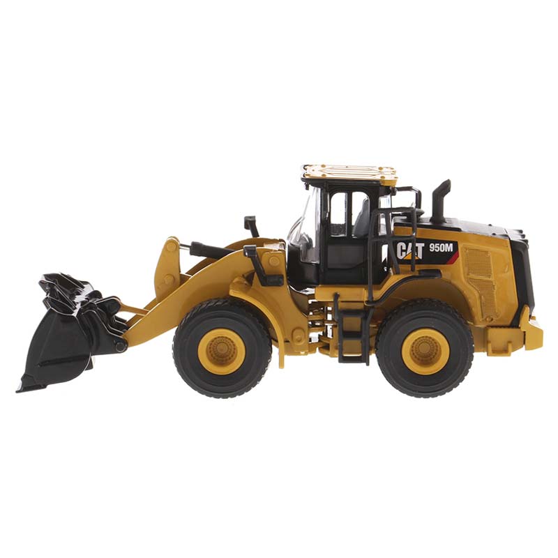 1/64 Caterpillar 950M Wheel Loader, Diecast Masters Play & Collect