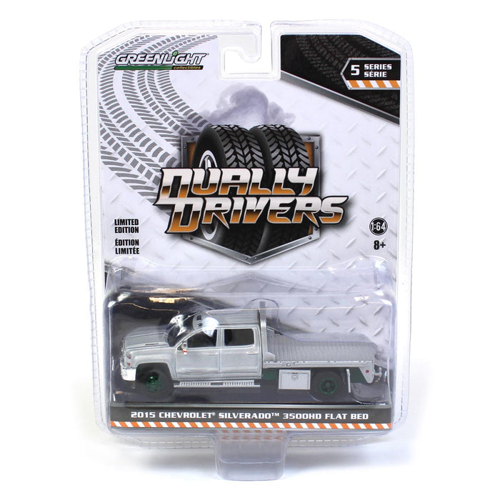 Green Machine ~ 1/64 2015 Chevrolet Silverado 3500 Flatbed, Dually Drivers Series 5