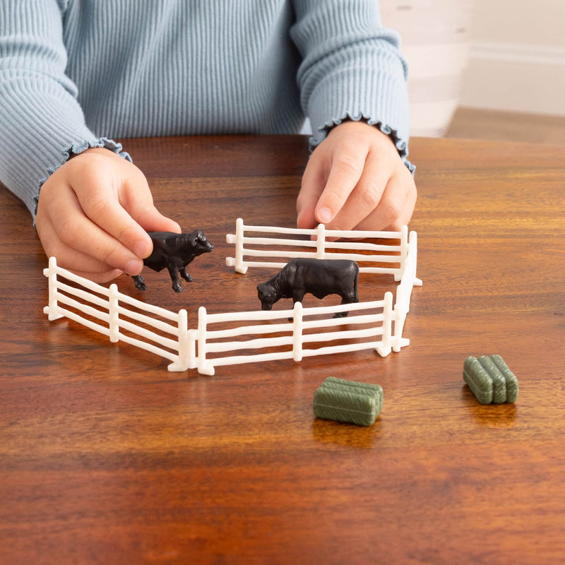 1/64 Case IH Grain Bin Set by ERTL with Tractor, Cattle, Hay Bales & Fence