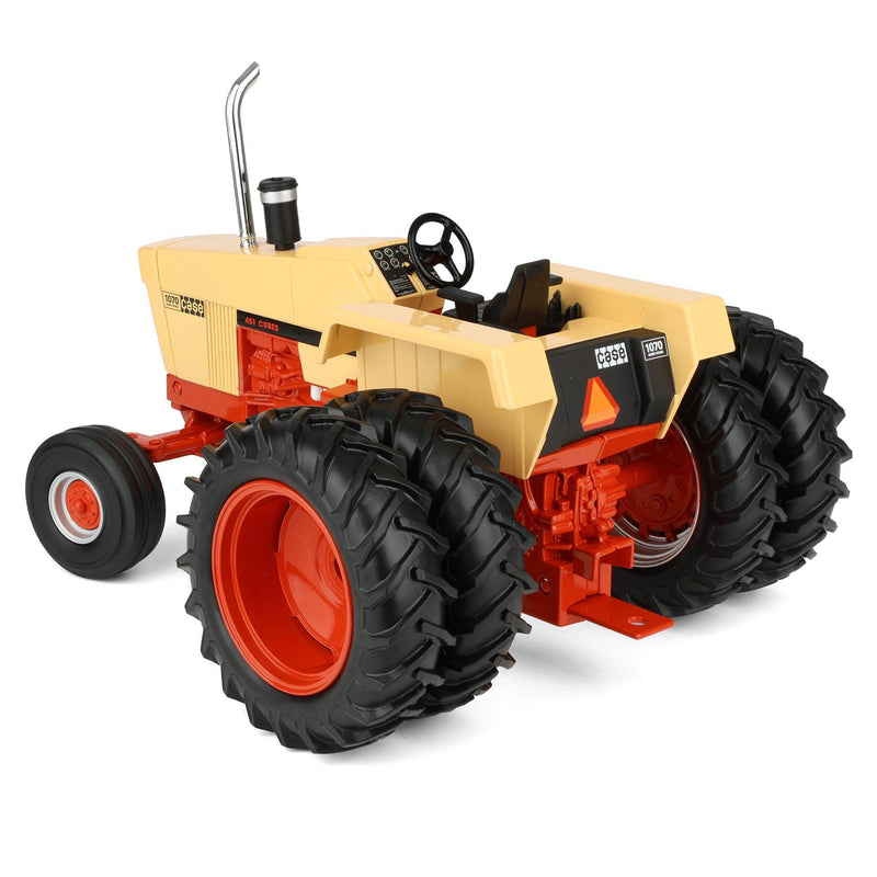 Set of 4 Desert Sunset Chase Units ~ 1/16 Case 1070 Tractor by ERTL, 5th in Outback Toys Exclusive Power Series