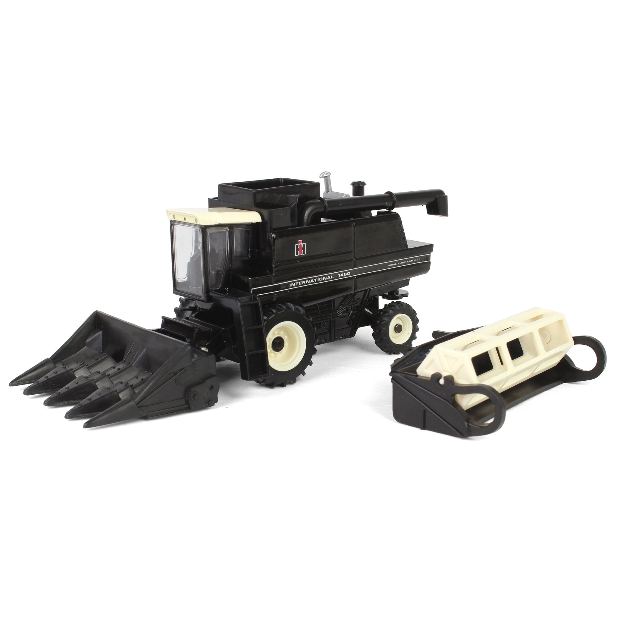 Black Chase Unit ~ 1/64 International 1460 Combine with Rear Wheel