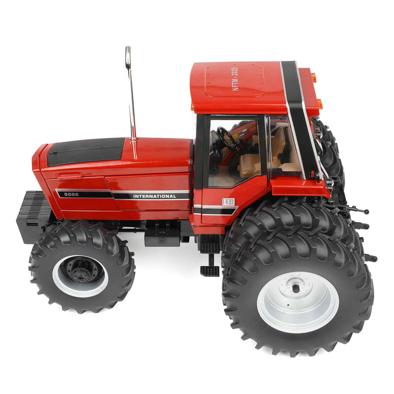 1/16 International Harvester 5088 Tractor, 2025 National Farm Toy Museum