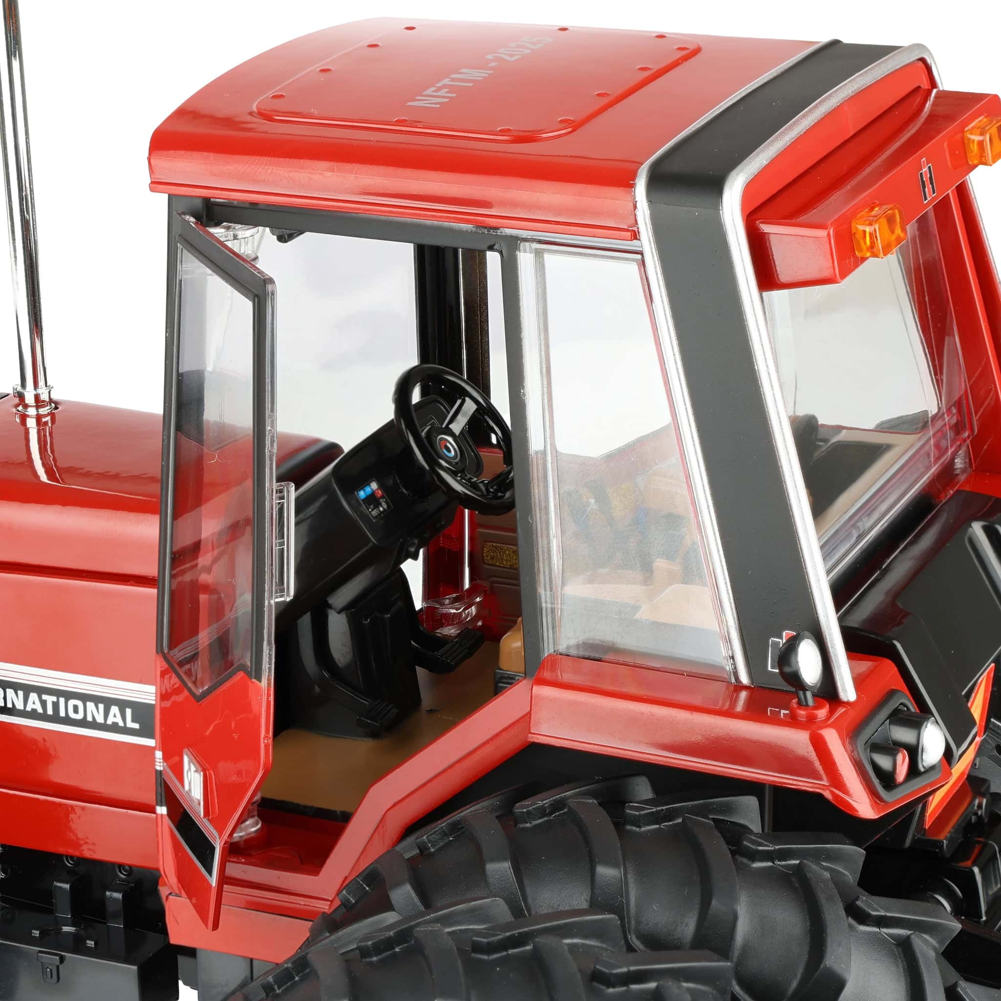 1/16 International Harvester 5088 Tractor, 2025 National Farm Toy