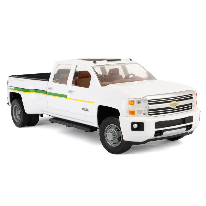 1/16 ERTL Big Farm Chevrolet 3500 John Deere Dealership Dually Pickup Truck