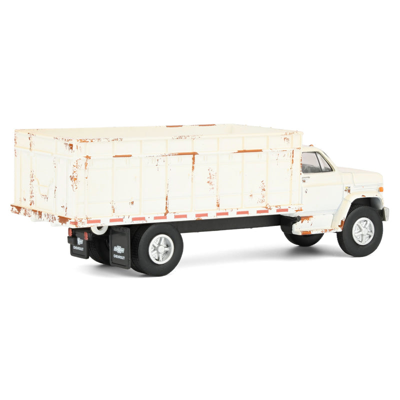 1/64 1980 Chevrolet C-70 Weathered Grain Truck, White, GreenLight S.D. Trucks Series 20