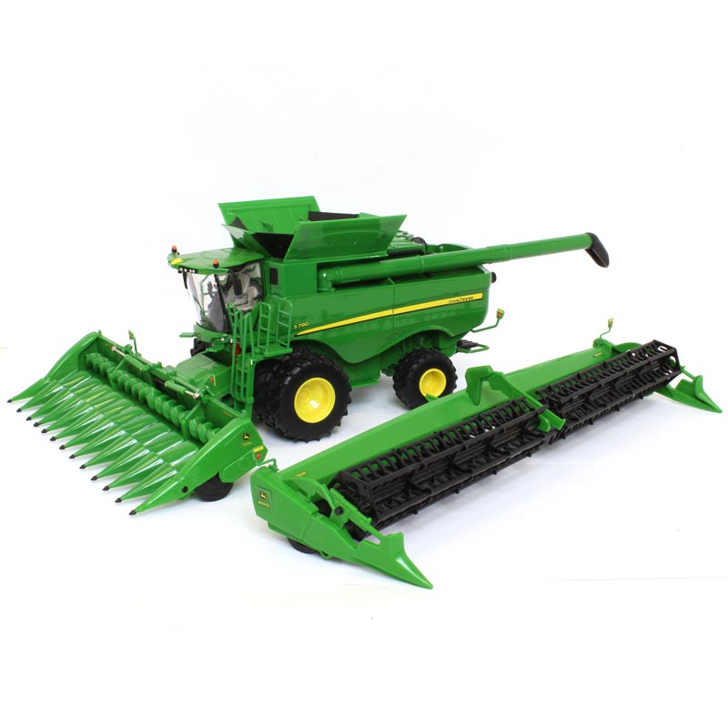 1/32 Prestige Series John Deere S790 Combine with 712FC folding Corn Head by ERTL