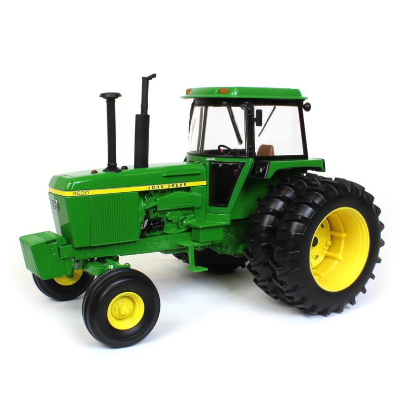 (B&D) 1/16 Prestige Series John Deere 4630 Cab with Duals - Damaged Box