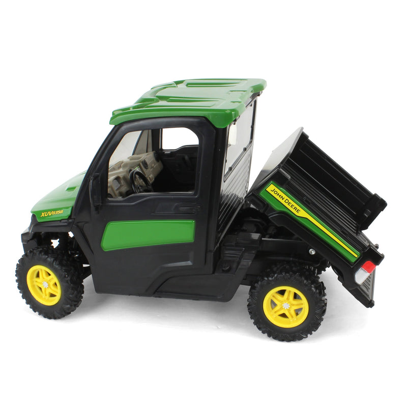 1/16 John Deere XUV835R Gator, ERTL Replica Play