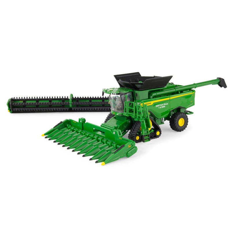 (B&D) 1/64 John Deere S7 900 Combine with Corn & Grain Heads by ERTL, 2025 Farm Show One Time Production - Damaged Item
