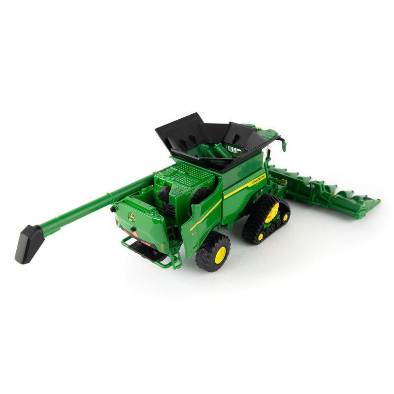 (B&D) 1/64 John Deere S7 900 Combine with Corn & Grain Heads by ERTL, 2025 Farm Show One Time Production - Damaged Item