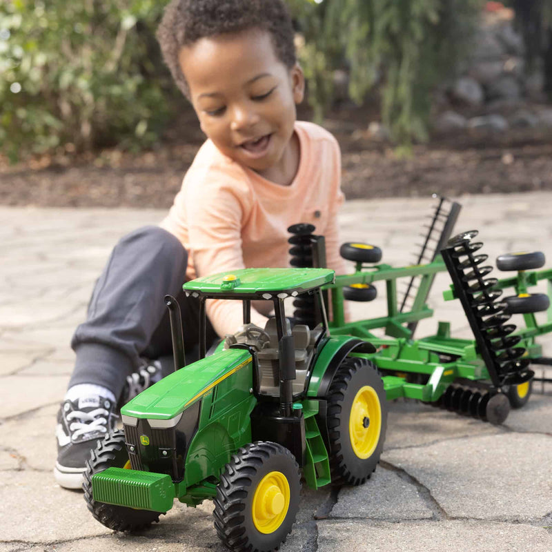 1/16 John Deere 637 Flex Fold Disk, ERTL Replica Play