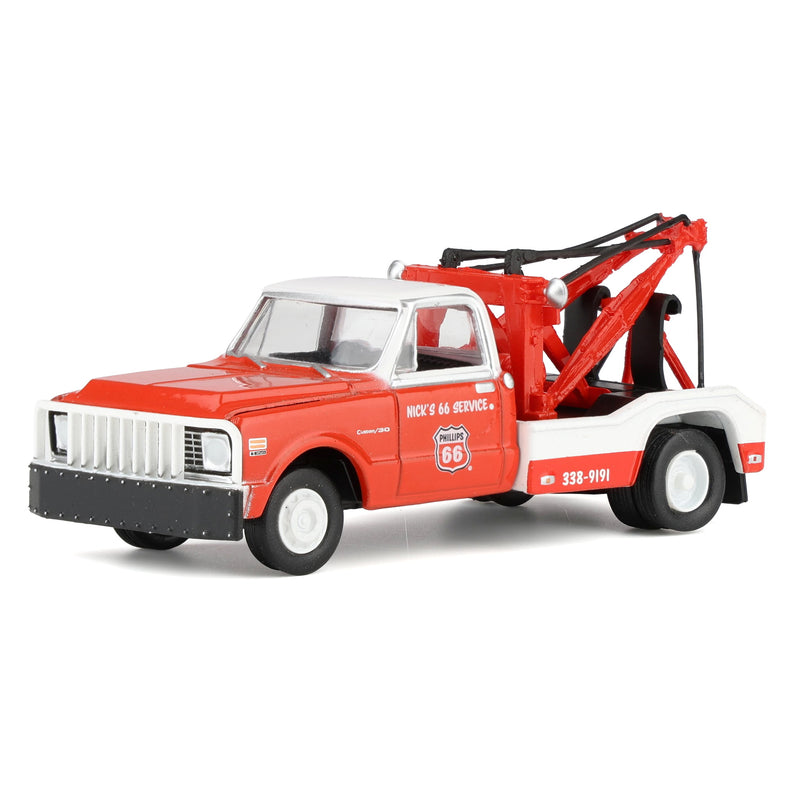 1/64 1971 Chevrolet C-30 Dually Wrecker, Phillips 66, Dually Drivers Series 17
