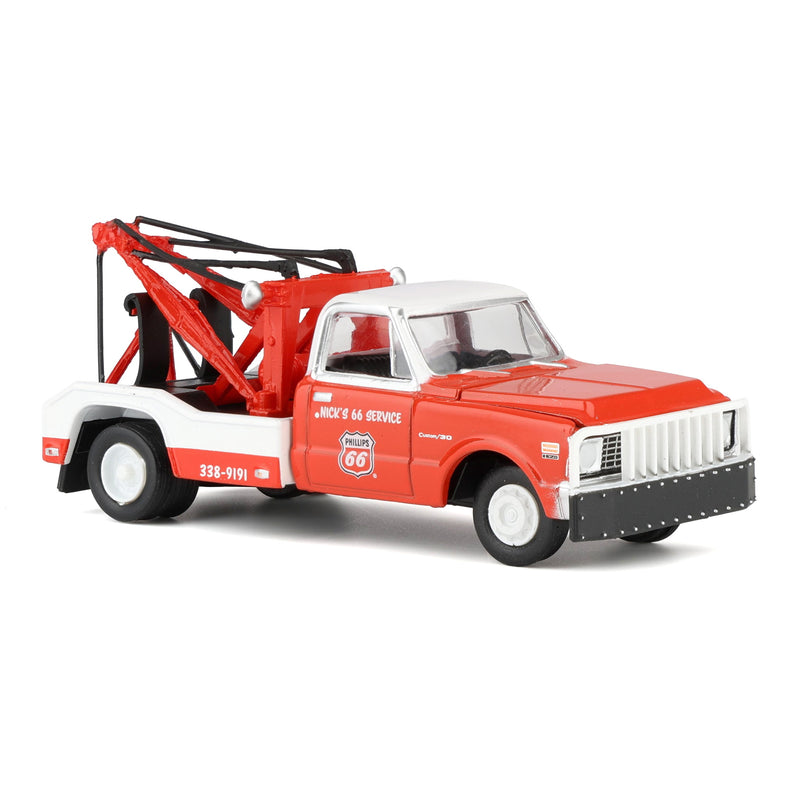 1/64 1971 Chevrolet C-30 Dually Wrecker, Phillips 66, Dually Drivers Series 17