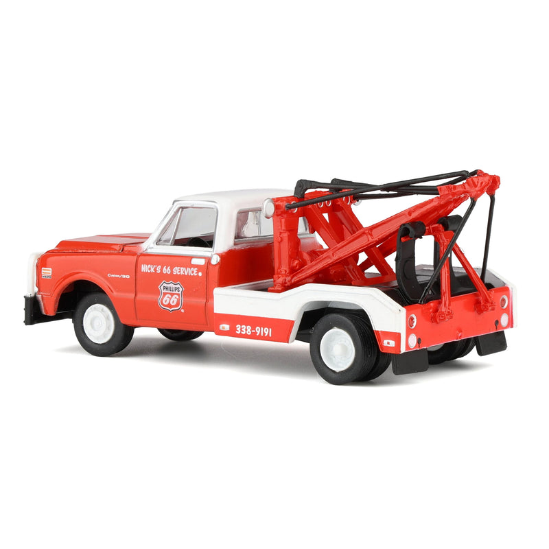 1/64 1971 Chevrolet C-30 Dually Wrecker, Phillips 66, Dually Drivers Series 17