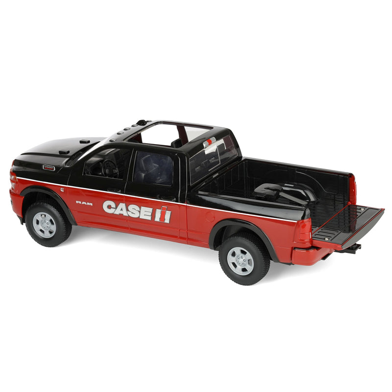 (B&D) 1/16 Case IH Ram Pickup Truck with Case SV340 Skid Loader, ERTL Big Farm - Damaged Box