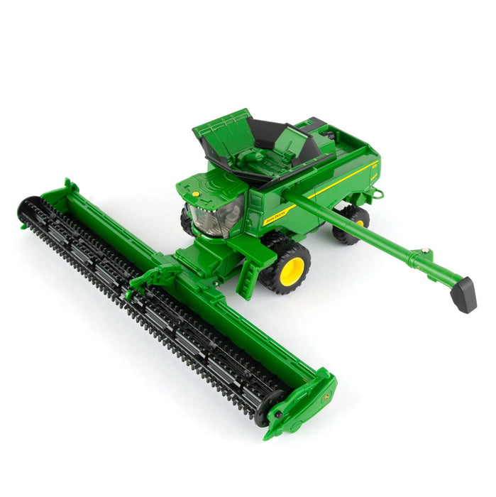 1/64 John Deere X9 1000 Combine with Corn & Grain Heads