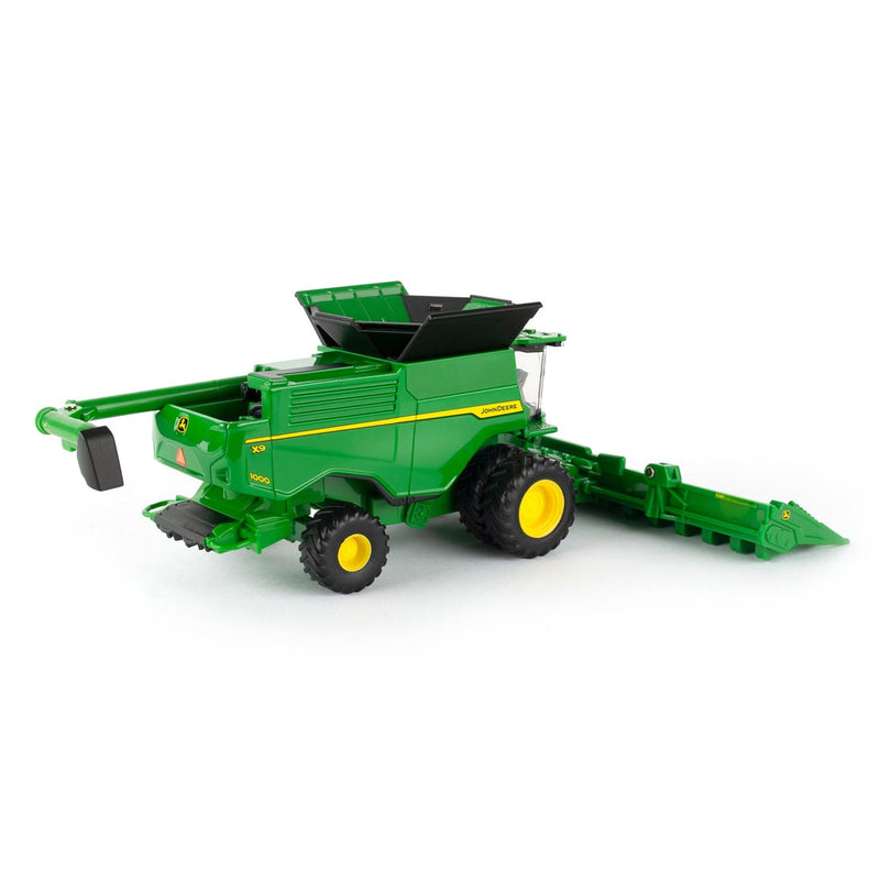 1/64 John Deere X9 1000 Combine with Corn Head & Grain Head, ERTL Replica Play