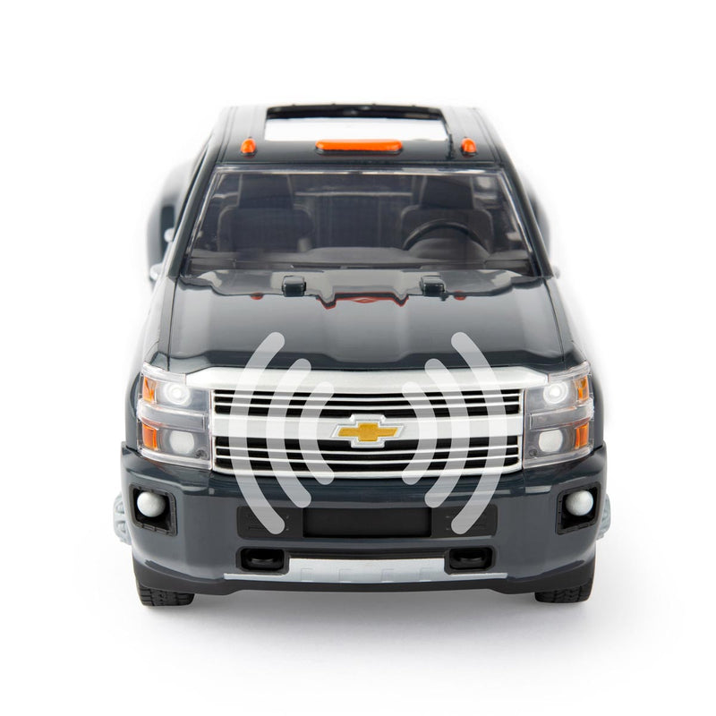 (B&D) 1/16 Big Farm Chevy Dually Quad Cab Pickup Truck with Gooseneck Trailer & John Deere Skid Steer - Damaged Item