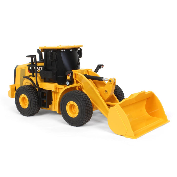 1/35 Radio Control CAT 950M Wheel Loader, Made of Durable Plastic