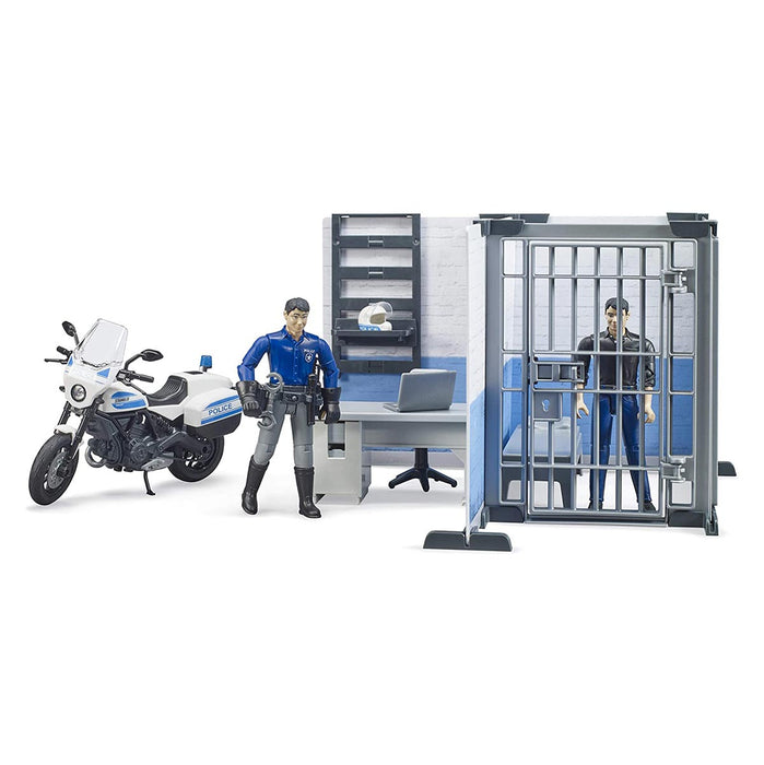 1/16 Bruder Police Station with Police Motorbike and Figures