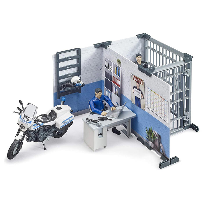 1/16 Bruder Police Station with Police Motorbike and Figures