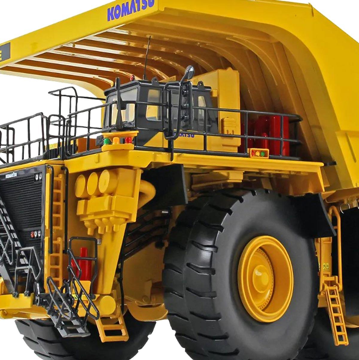 ファーストギア　980E-AT コマツ　KOMATSU 1/50 ミニチュア 1/50 Komatsu 980E-AT Dump Truck by First Gear — Outback Toys