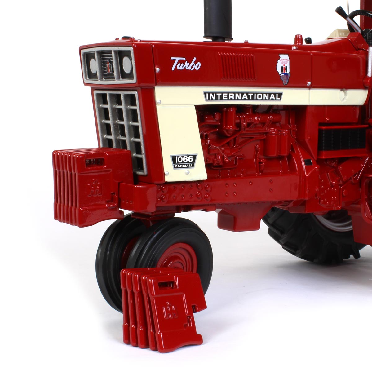 1/16 International Harvester 1066 Tractor with Narrow Front, 2021