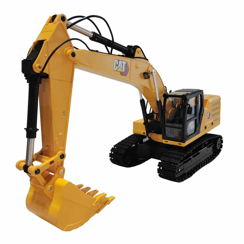 (B&D) 1/16 Radio Control Caterpillar 320 Excavator with Bucket, Grapple and Hammer - Used