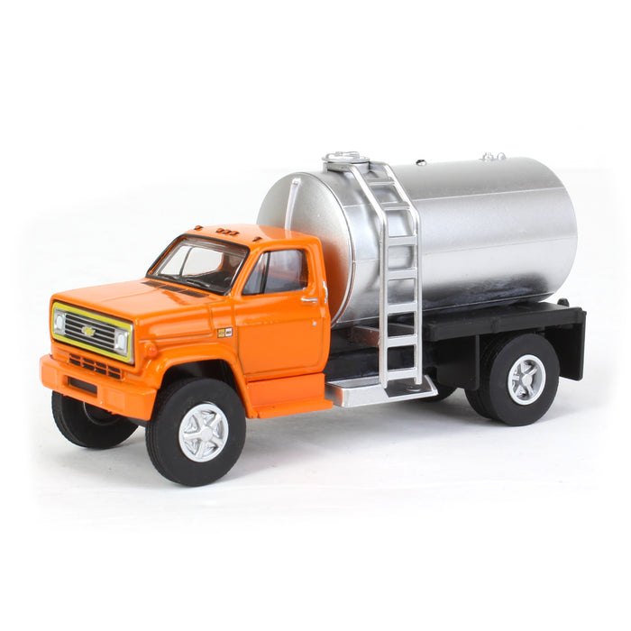 1/64 1982 Chevrolet C-60 Fertilizer Tank Truck, SD Trucks Series 14