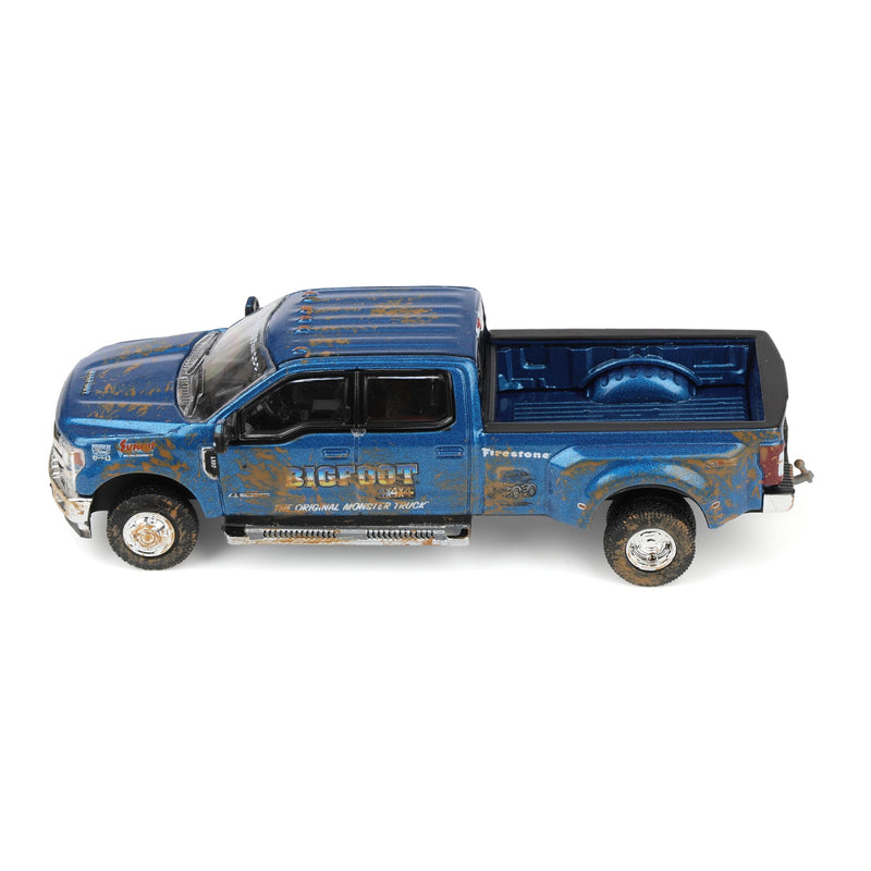 (B&D) 1/64 2019 Ford F-350 Dually Muddy Version, Bigfoot #1 The Original Monster Truck, Greenlight Exclusive - Damaged Item