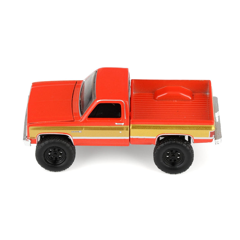 1/64 Lifted 1987 GMC K2500 High Sierra Pickup Truck, Volcanic Red & Gold Dealer Exclusive by GreenLight Collectibles