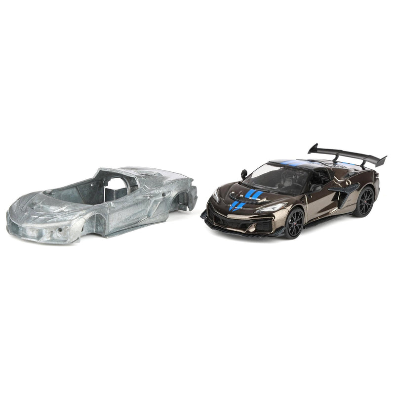 Charcoal Chrome Chase Unit ~ 1/64 2025 Chevrolet Corvette C8 ZR1 Raw Casting Dual Pack, 2025 GreenLight Waltersons Product Expo Dinner Exclusive