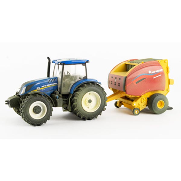 Dusty Chase Unit ~ 1/32 New Holland T6.180 with Roll-Belt 560 Round Baler