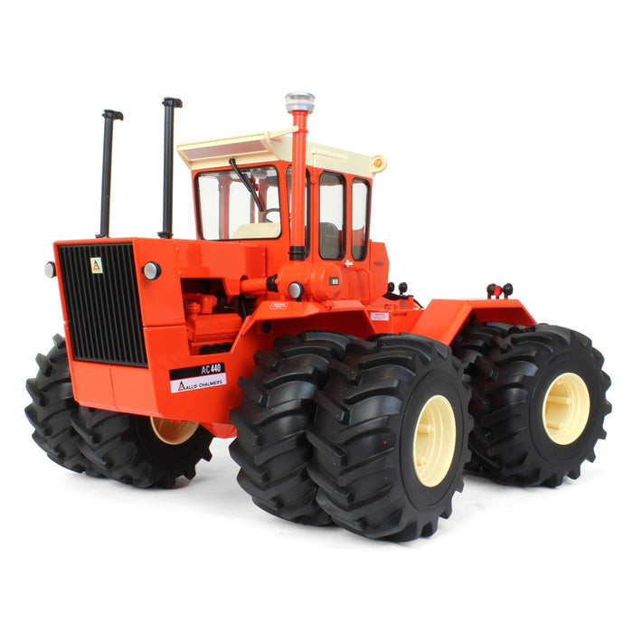 1/16 Limited Edition Allis Chalmers 440 4WD with Duals, ERTL Prestige Collection