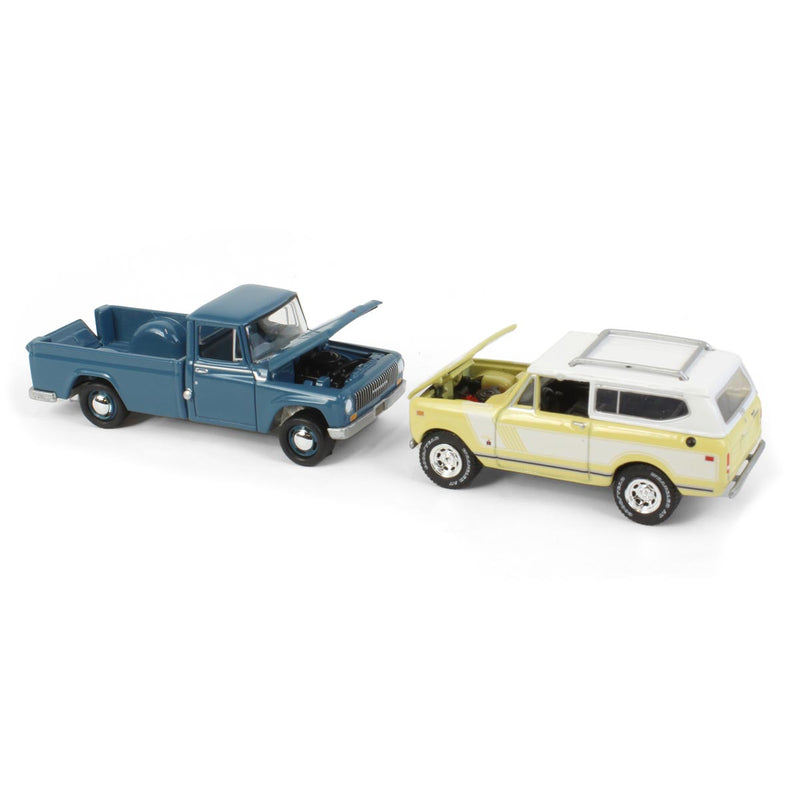 1/64 1965 International 1200 Pickup Truck with 1979 International Scout SUV, Exclusive Limited Edition