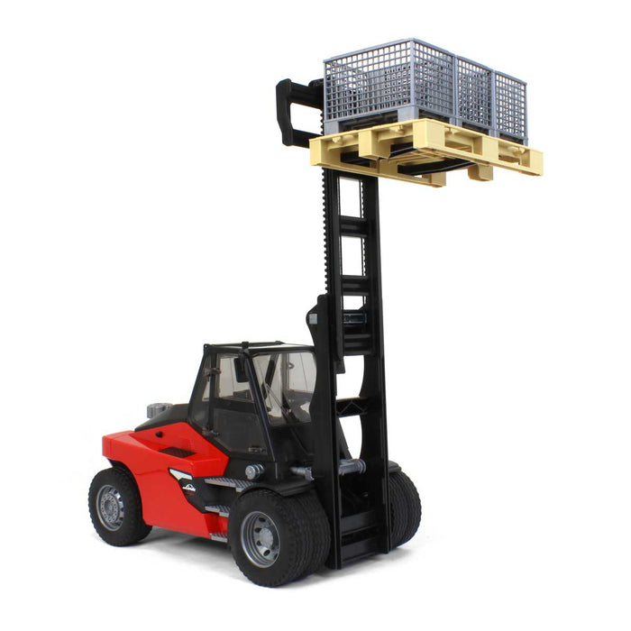 1/16 Bruder Linde HT160 Forklift with Pallet and 3 Pallet Cages