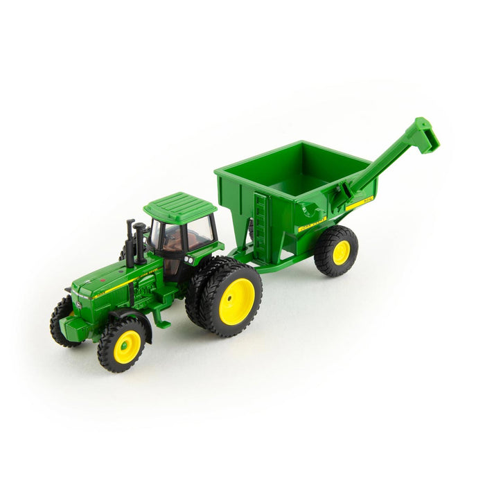 1/64 John Deere Vintage 7720 Combine Harvesting Set by ERTL