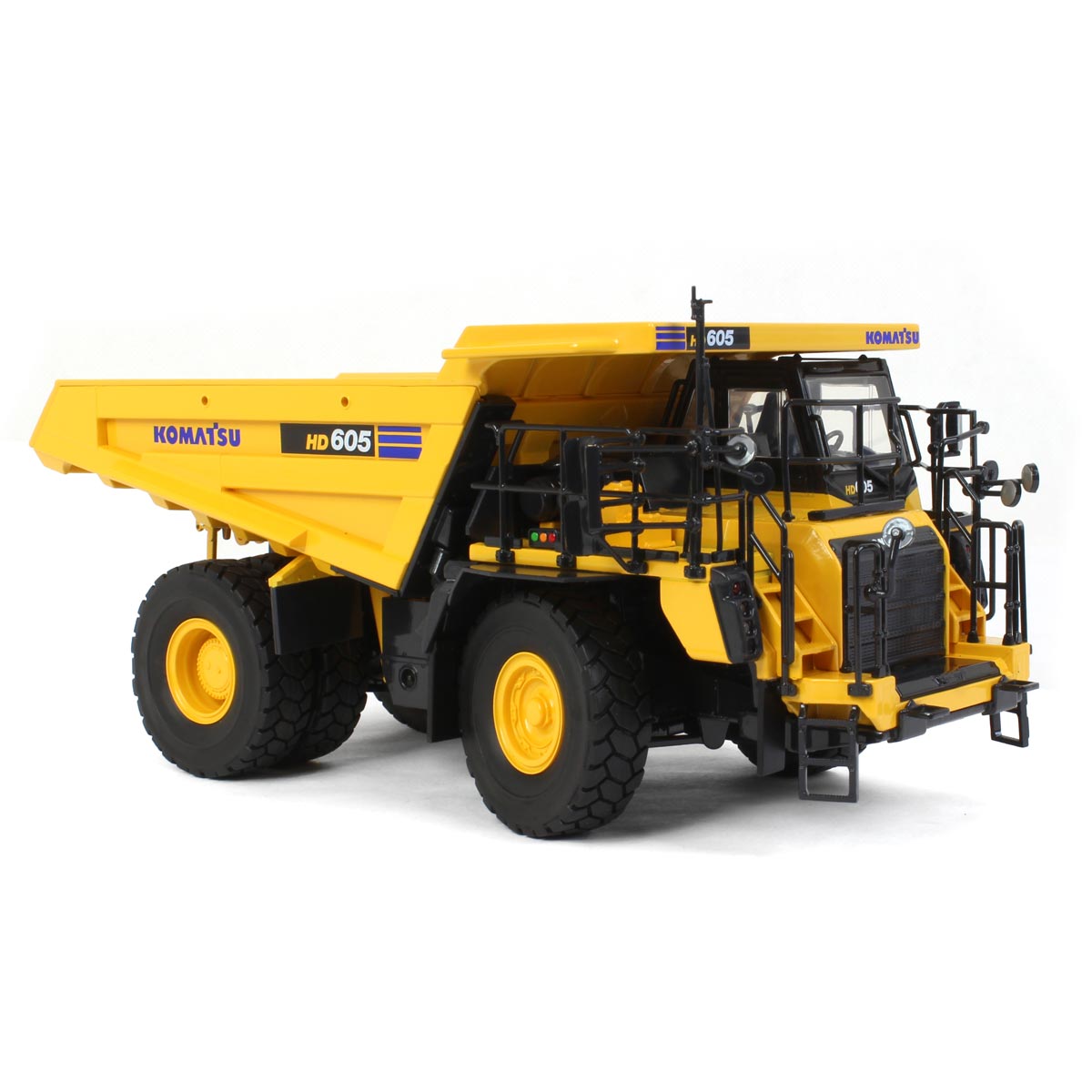Komatsu HD605-8 ダンプトラック 1:50 Amazon.com: First Gear 1/50 Komatsu HD605-8 Dump Truck 50-3387
