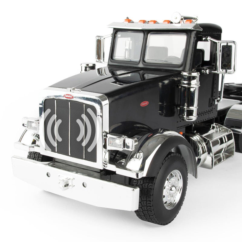 (B&D) 1/16 Big Roads Black Peterbilt Model 367 with Grain Trailer and Lights & Sounds - Damaged Item