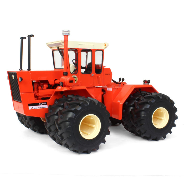 1/16 Limited Edition Allis Chalmers 440 4WD with Duals, ERTL Prestige Collection
