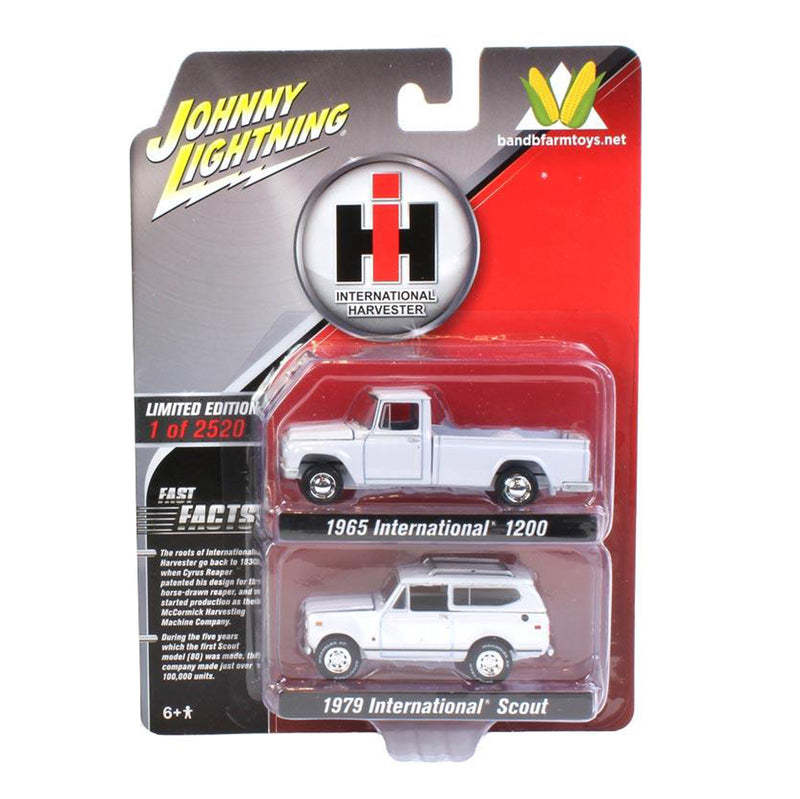 Chase ~ 1/64 Exclusive Limited Edition International Harvester 2 Pack: 1965 Model 1200 & 1979 Scout