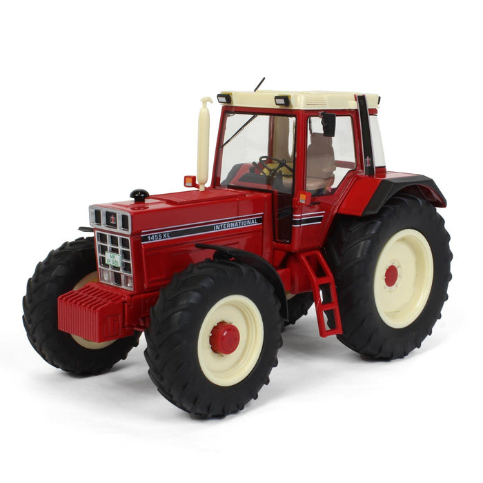 1/32 High Detail International Harvester 1455 XL Cab with MFD