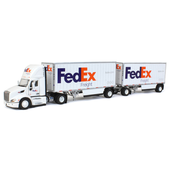 1/50 FedEx Peterbilt 579 Single Axle Day Cab w/ 2 Wabash 28’ Pup Trailers